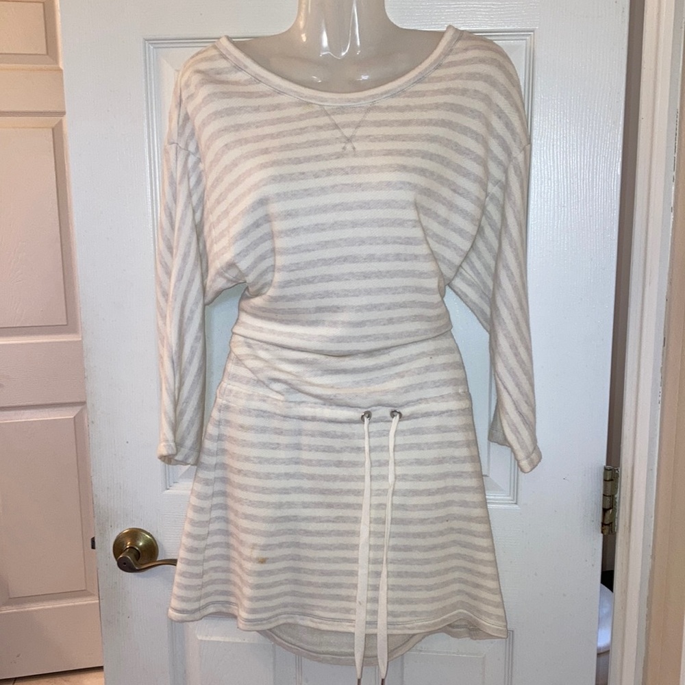 Victoria’s Secret size S/P cover up